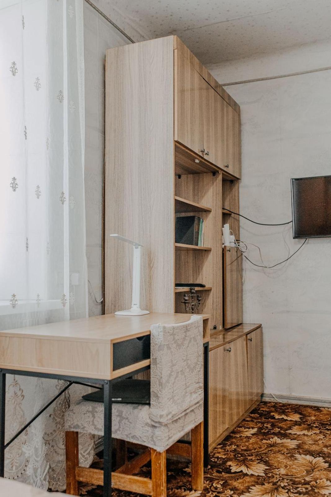 Comfortable Apartments On Hrushevskogo Street Near 16 City Hospital Dnjepropetovsk Buitenkant foto